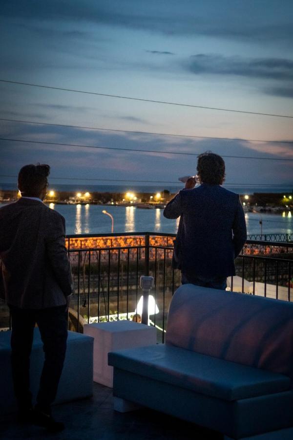 Tribus Boutique Hotel Торе Анунциата Екстериор снимка