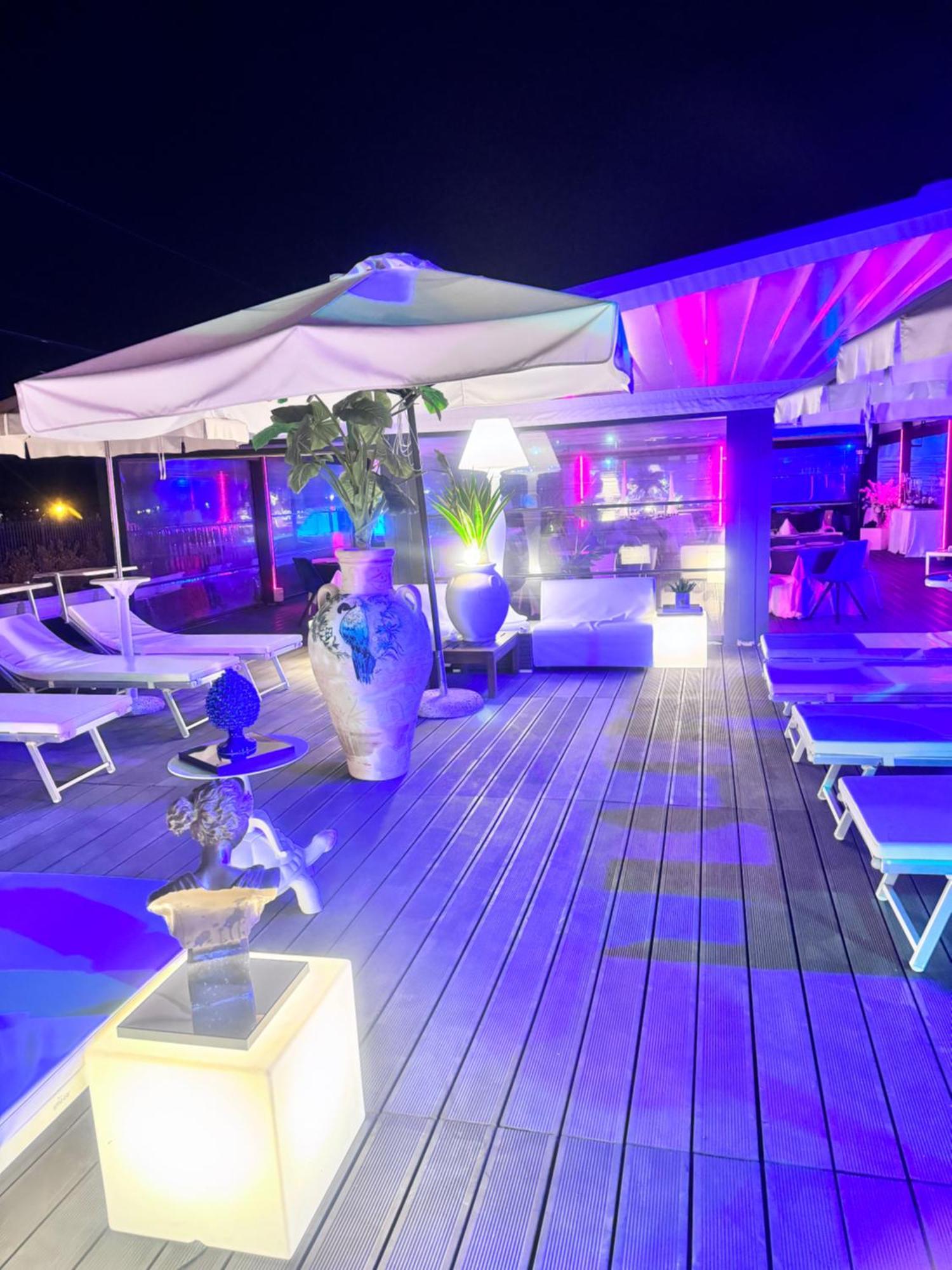 Tribus Boutique Hotel Торе Анунциата Екстериор снимка